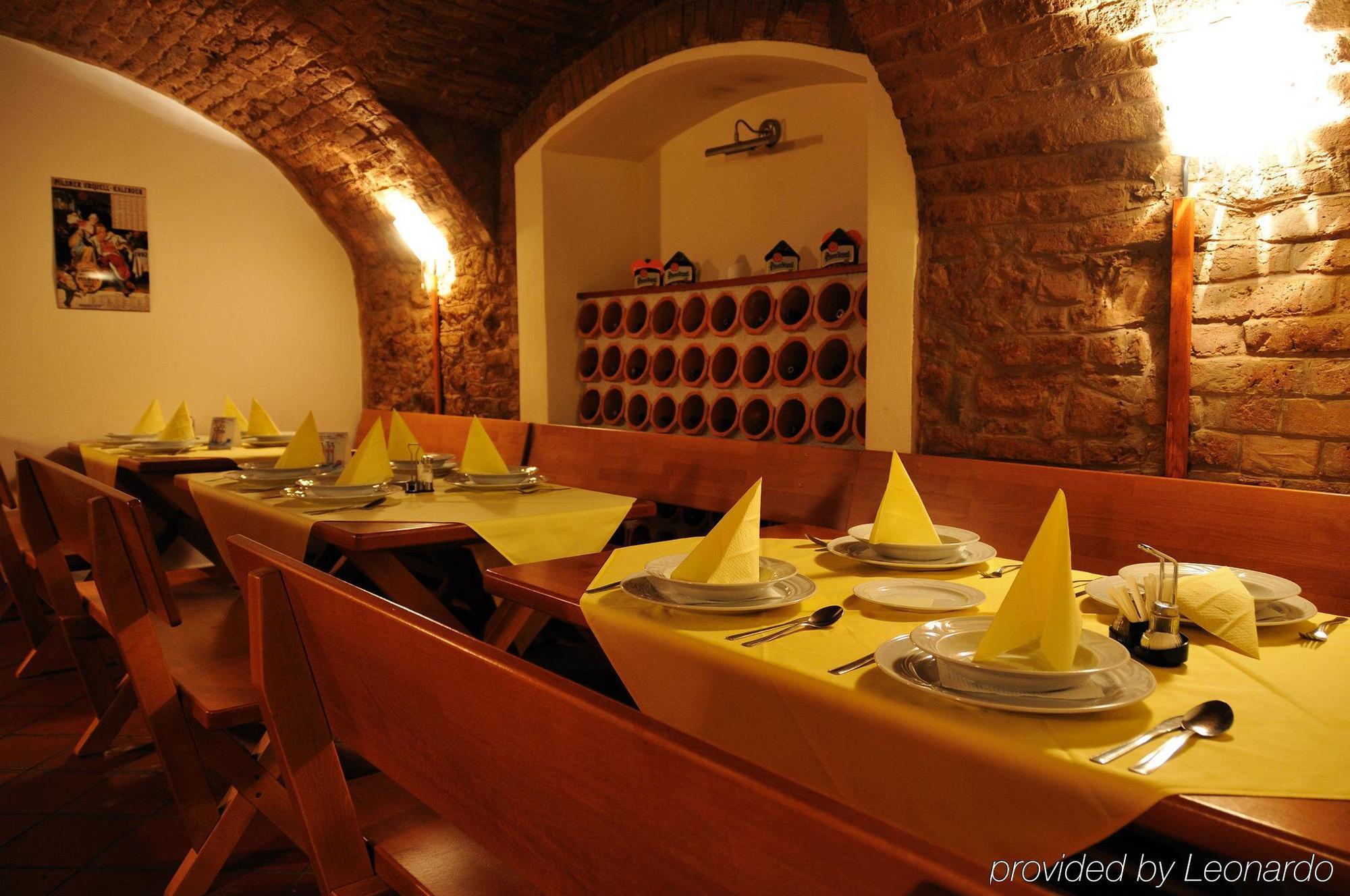 Teledom Hotel Košice Restaurant photo