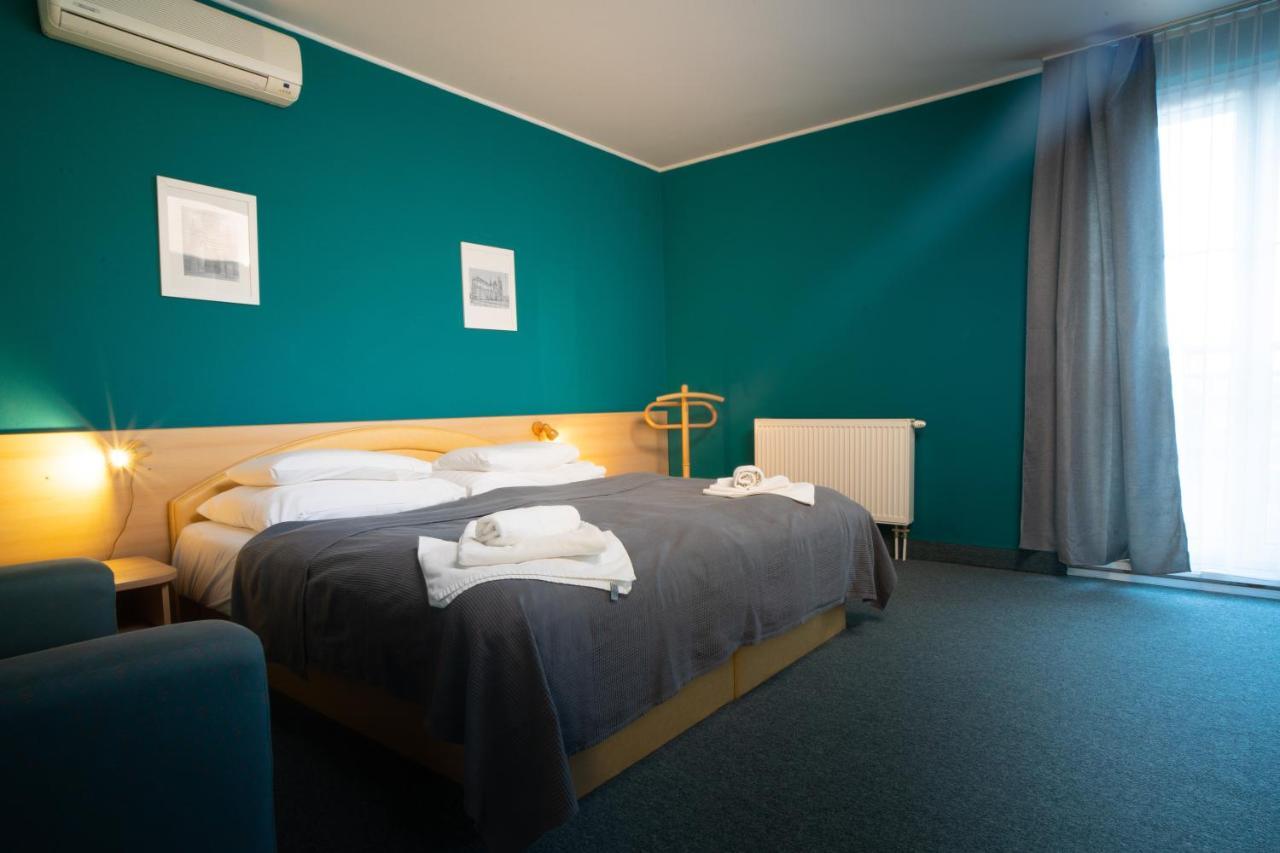 Teledom Hotel Košice Extérieur photo